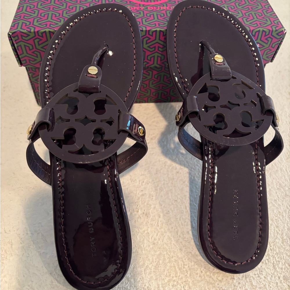 Tory Burch Miller Patent leather sandals - Picture 7 of 15
